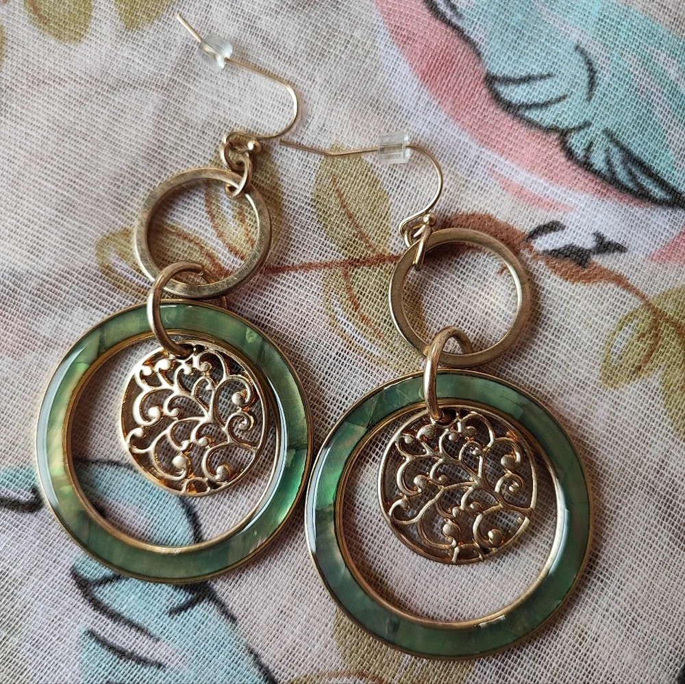 Lia Sophia Green Faux Abalone Brass Tone Pierced Earrings NOC LS Tree of Life
